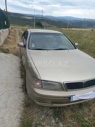 Nissan Maxima-5