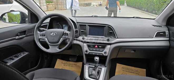 Hyundai Elantra 2017, 122,943 km - 2.0 л - Bakı
