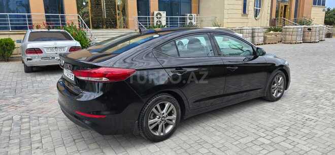 Hyundai Elantra 2017, 122,943 km - 2.0 л - Bakı