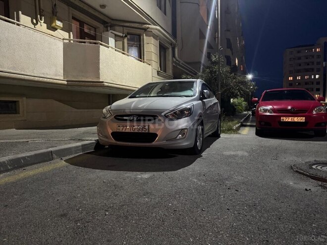 Hyundai Accent 2015, 160,000 km - 1.4 л - Bakı