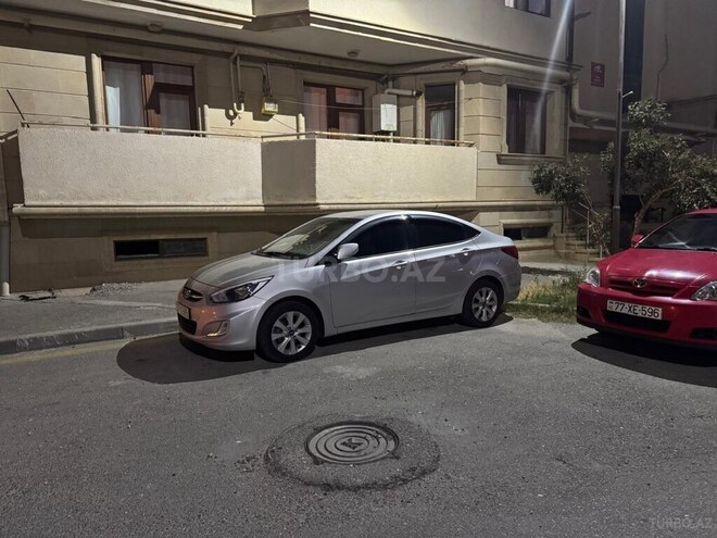 Hyundai Accent 2015, 160,000 km - 1.4 л - Bakı