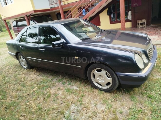 Mercedes E 200 1997, 355,565 km - 2.0 l - Astara