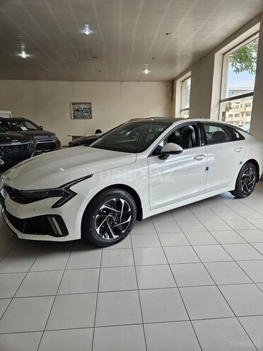 Kia K5-7