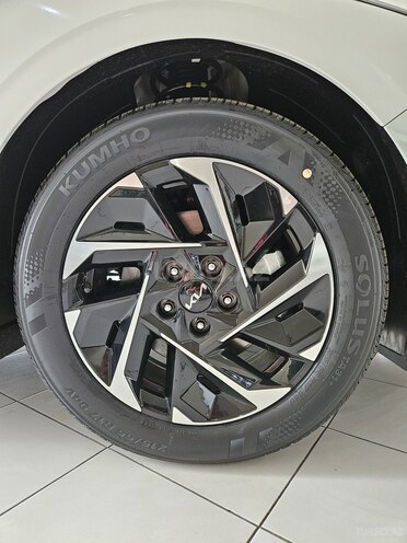 Kia K5-20