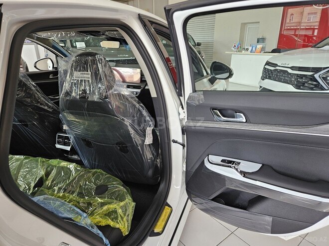 Kia K5-18
