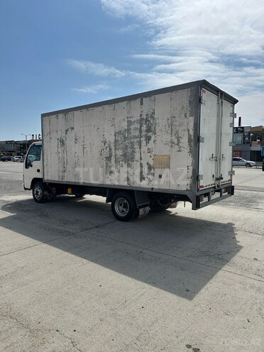 Isuzu  2006, 250,000 km - 4.3 l - Bakı