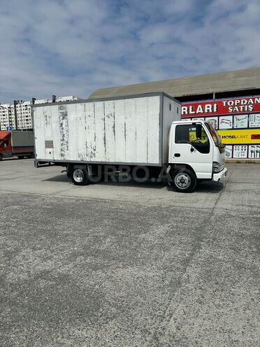 Isuzu  2006, 250,000 km - 4.3 l - Bakı