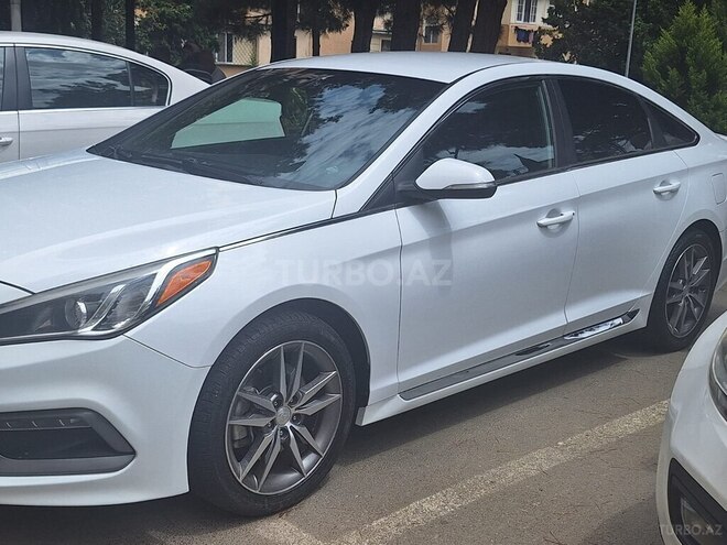 Hyundai Sonata-5