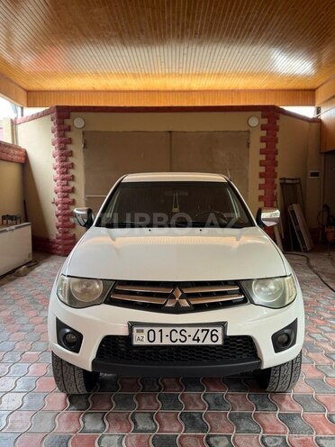 Mitsubishi L200 2014, 261,000 km - 2.5 l - Bakı