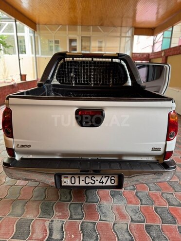 Mitsubishi L200 2014, 261,000 km - 2.5 l - Bakı