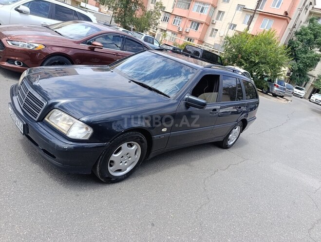 Mercedes C 220 d 2000, 391,162 km - 2.2 l - Bakı