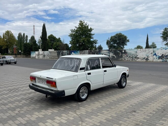 LADA (VAZ) 2107-5