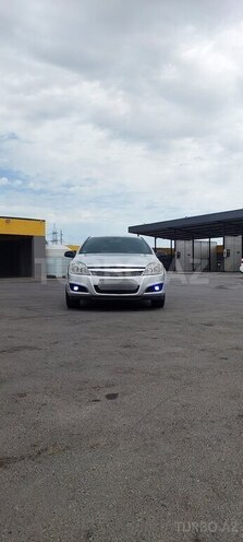 Opel Astra 2009, 240,800 km - 1.4 l - Xırdalan