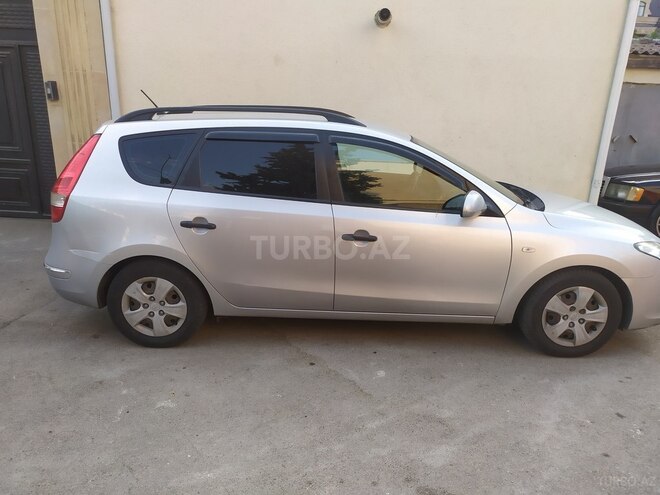 Hyundai i30 2009, 271,000 km - 1.4 l - Bakı