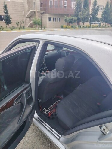 Mercedes E 270 2000, 544,800 km - 2.7 l - İmişli