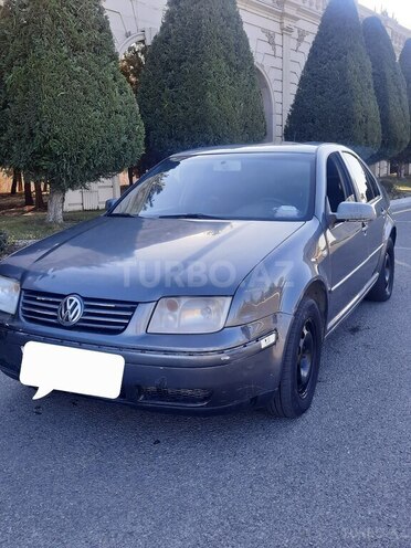 Volkswagen Jetta 2004, 286,650 km - 1.8 l - Gəncə