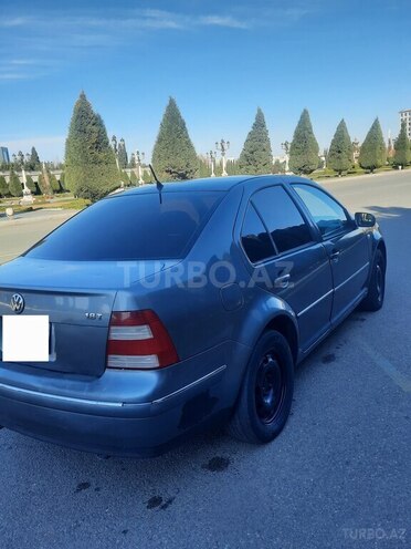 Volkswagen Jetta 2004, 286,650 km - 1.8 l - Gəncə
