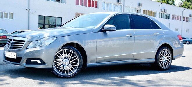 Mercedes E 350 2010, 330,000 km - 3.5 l - Bakı
