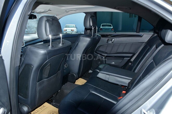 Mercedes E 350 2010, 330,000 km - 3.5 l - Bakı