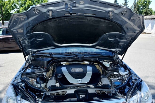 Mercedes E 350 2010, 330,000 km - 3.5 l - Bakı