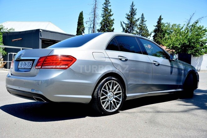 Mercedes E 350 2010, 330,000 km - 3.5 l - Bakı