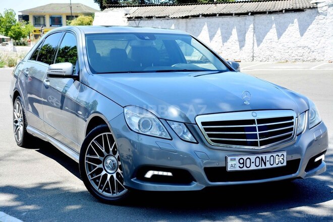 Mercedes E 350 2010, 330,000 km - 3.5 l - Bakı