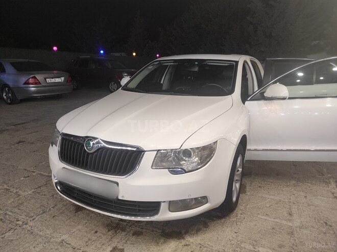 Skoda Superb 2011, 251,000 km - 1.8 л - Bakı