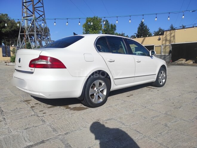 Skoda Superb 2011, 251,000 km - 1.8 л - Bakı