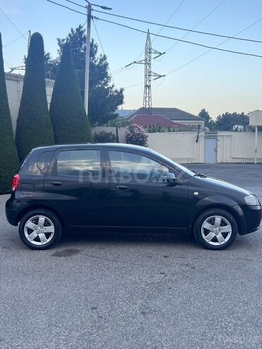 Chevrolet Aveo-3