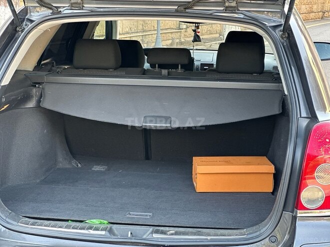 Toyota Avensis 2006, 311,250 km - 2.0 l - Bakı