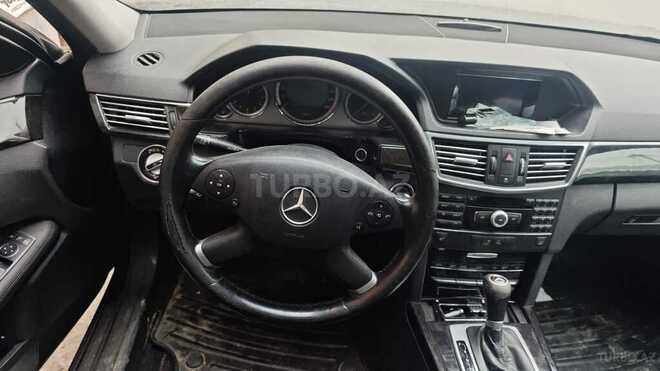 Mercedes E 250 2009, 255,000 km - 2.2 l - Bakı