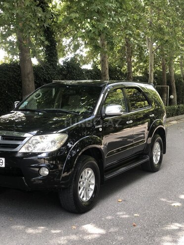 Toyota Fortuner 2005, 325,728 km - 2.7 l - Bakı