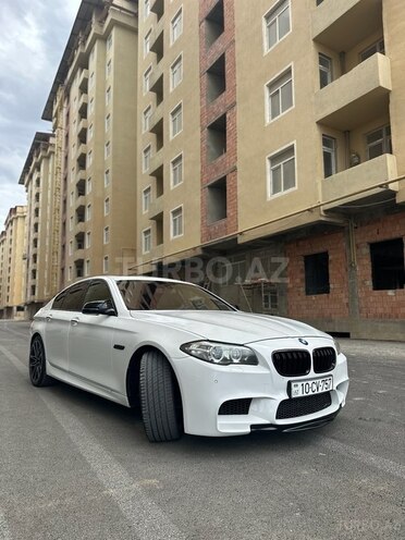 BMW 528-2