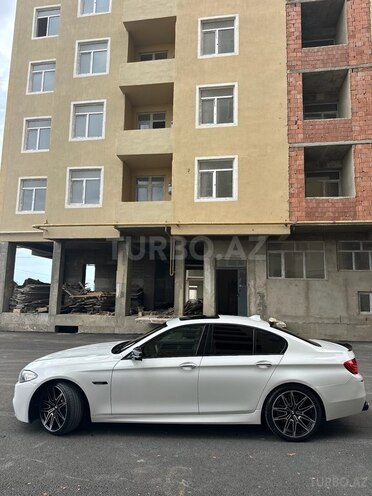 BMW 528-8