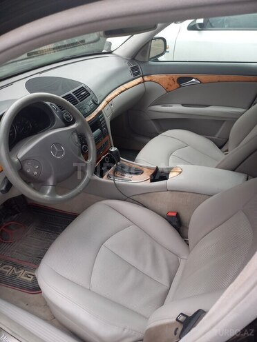 Mercedes E 220 d 2005, 278,871 km - 2.2 л - Bakı