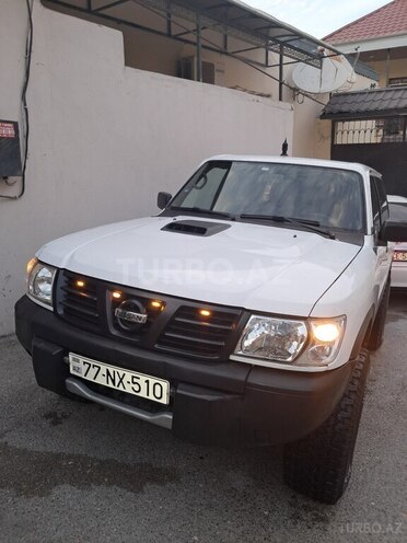 Nissan Patrol 2001, 200,000 km - 4.2 л - Bakı