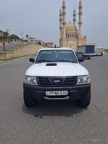 Nissan Patrol 2001, 200,000 km - 4.2 л - Bakı