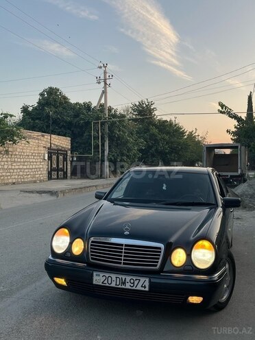 Mercedes E 240 1999, 390,000 km - 2.4 l - Şəmkir