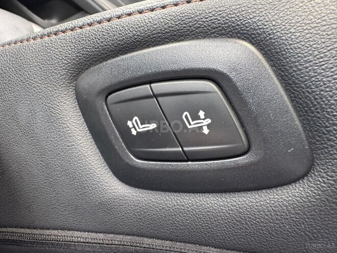 Toyota Camry-5