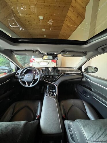 Toyota Camry-15