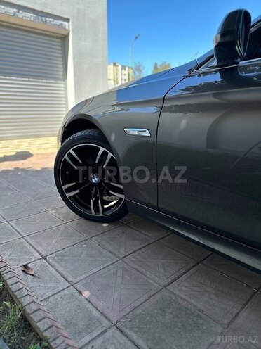BMW 528-15