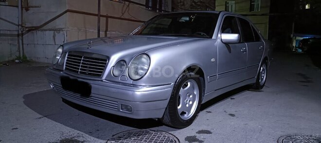 Mercedes E 230 1996, 718,578 km - 2.3 l - Bakı