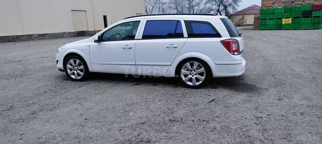 Opel Astra 2009, 240,000 km - 1.3 l - Qusar