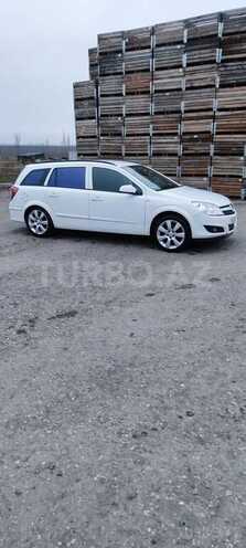 Opel Astra 2009, 240,000 km - 1.3 l - Qusar