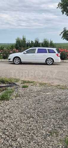Opel Astra 2009, 240,000 km - 1.3 l - Qusar