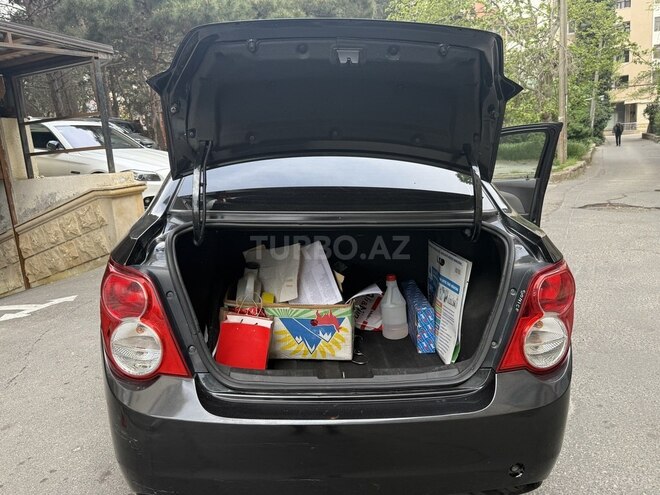 Chevrolet Aveo-6