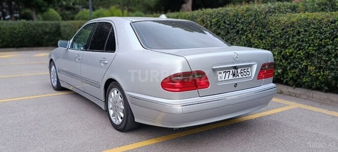 Mercedes E 240 2000, 321,000 km - 2.6 l - Bakı