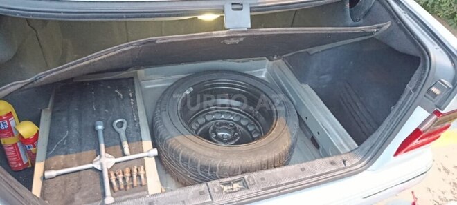 Mercedes E 240 2000, 321,000 km - 2.6 l - Bakı