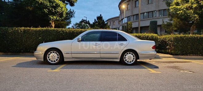 Mercedes E 240 2000, 321,000 km - 2.6 l - Bakı