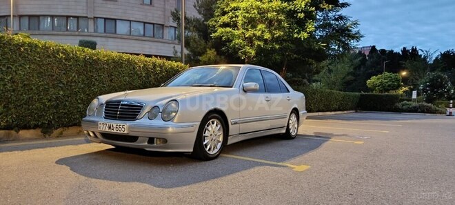 Mercedes E 240 2000, 321,000 km - 2.6 l - Bakı